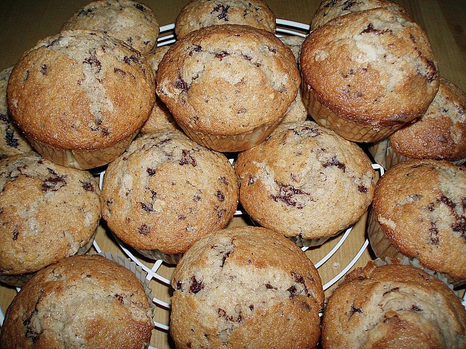 Bananen - Haselnuss - Schoko - Muffins von hermine | Chefkoch