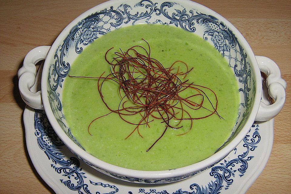 Erbsen-Kokos-Suppe