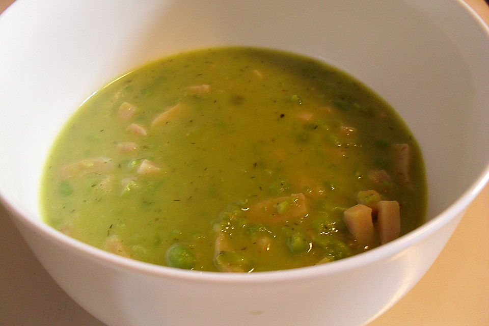 Erbsen-Kokos-Suppe