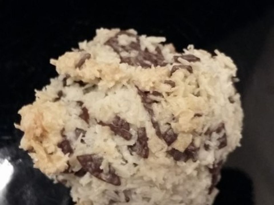 Kokos - Makronen mit Schokolade von kochhäschen| Chefkoch