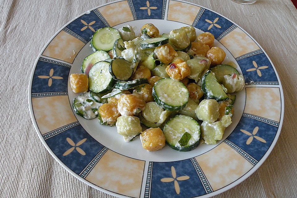 Gnocchi mit Zucchini und Kräutercreme