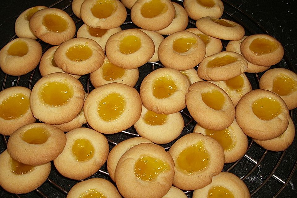 Zitronenhäufchen mit Lemon Curd