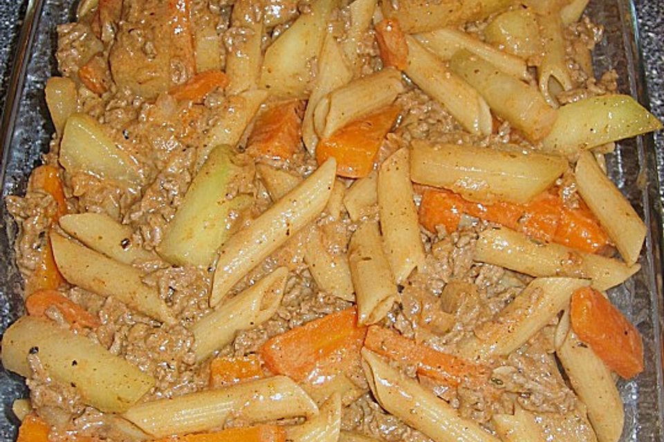 Nudelauflauf Bolognese