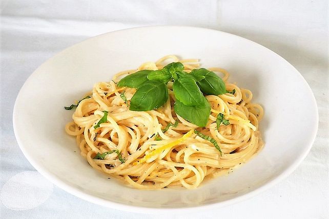 Nudeln mit Zitronensoße von alexandradugas| Chefkoch