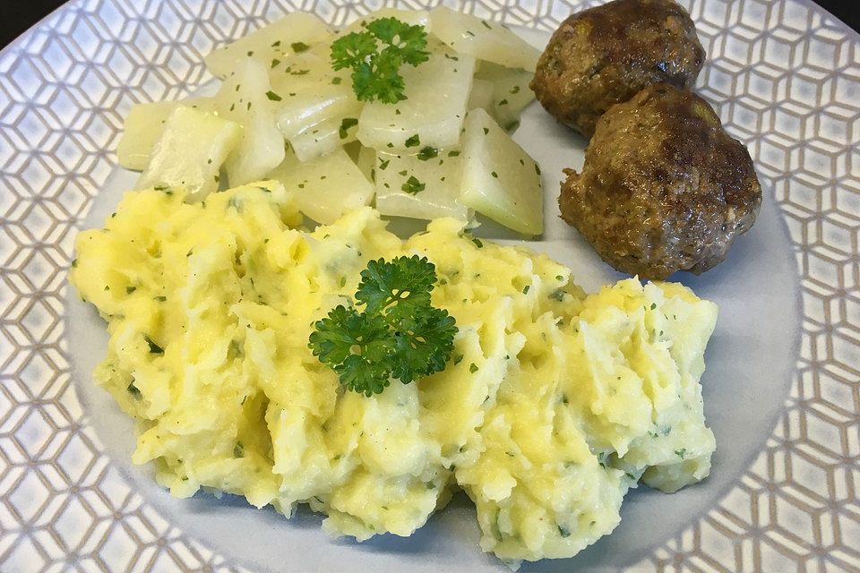 Kartoffelpüree mit Knoblauch und Kräutern