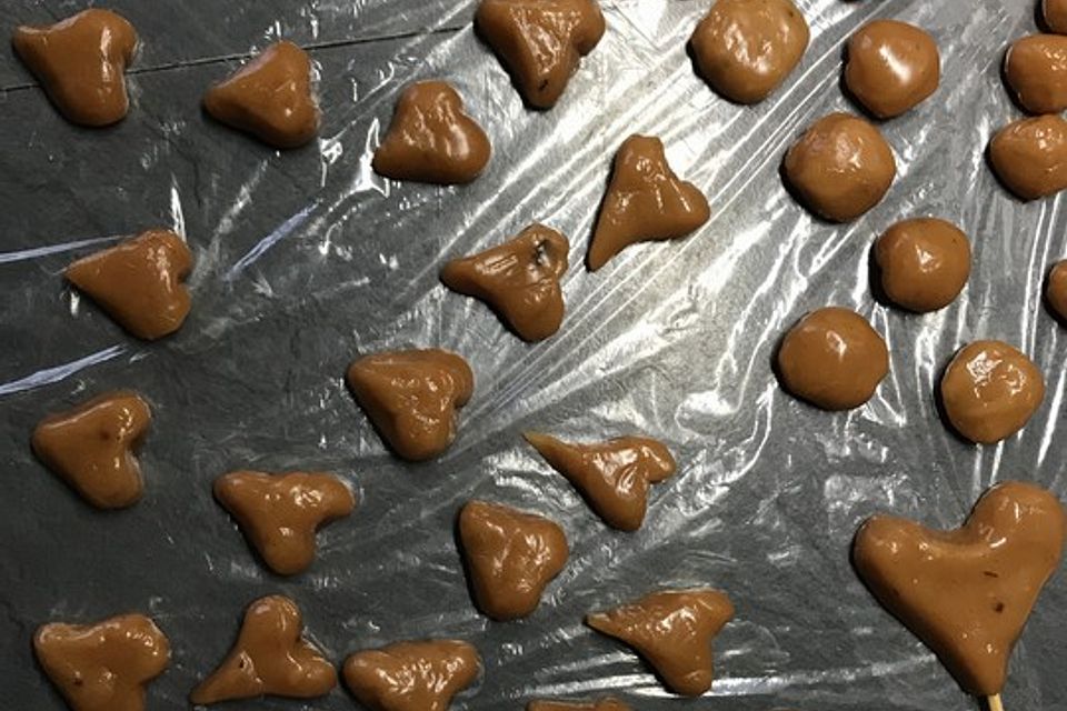 Karamell Lutscher / Bonbons Karamell Lutscher / Bonbons