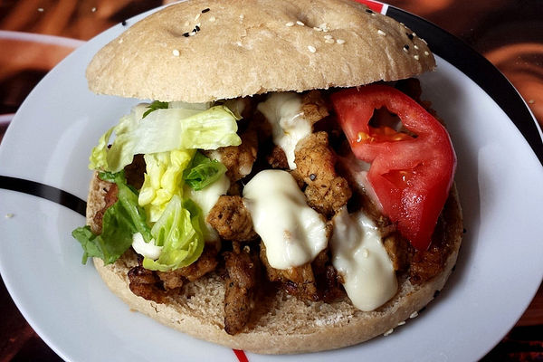 Fladenbrot mit Gyros überbacken von nylan | Chefkoch