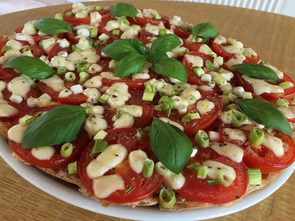 Fladenbrotpizza 'Caprese' von Paranoid Chefkoch