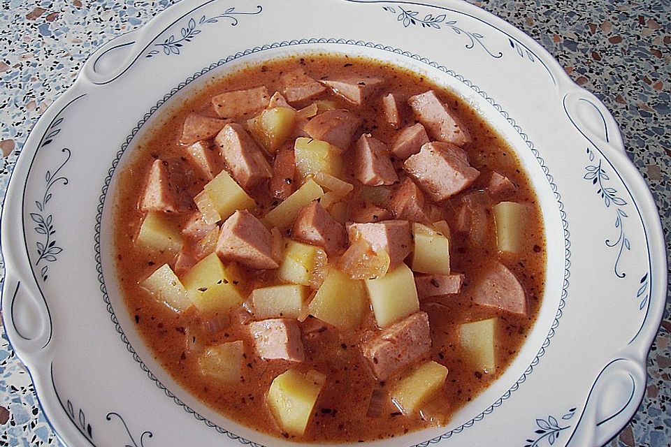 Kartoffel - Wurst - Gulasch