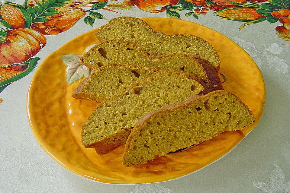 Kürbiskuchen mit feinen Gewürzen