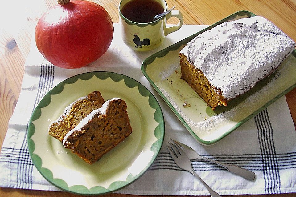 Kürbiskuchen mit feinen Gewürzen