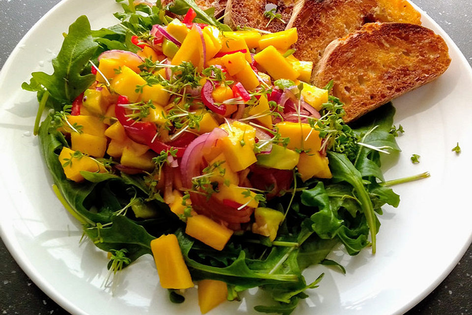 Frischer Mangosalat