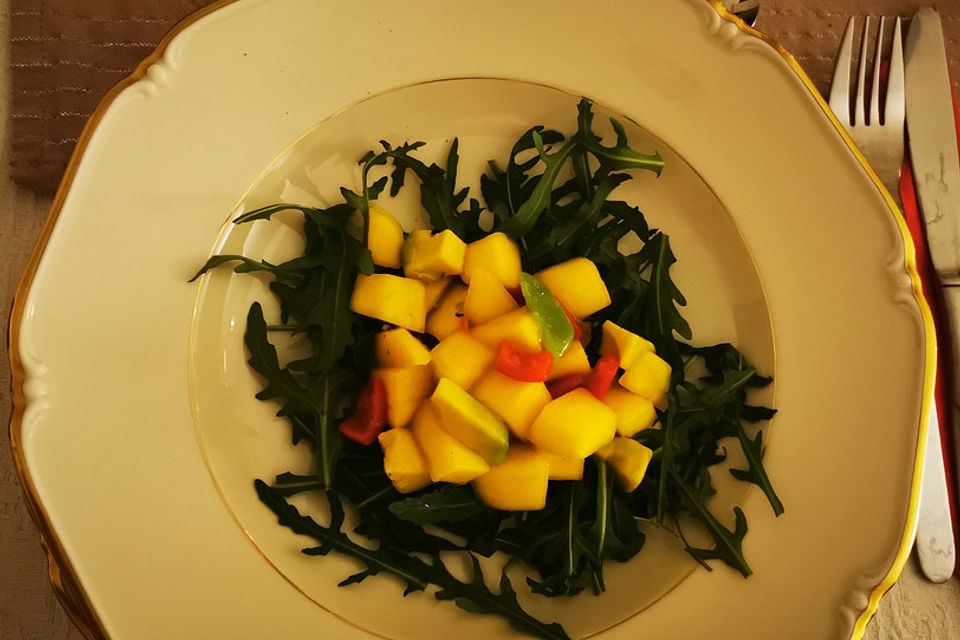 Frischer Mangosalat