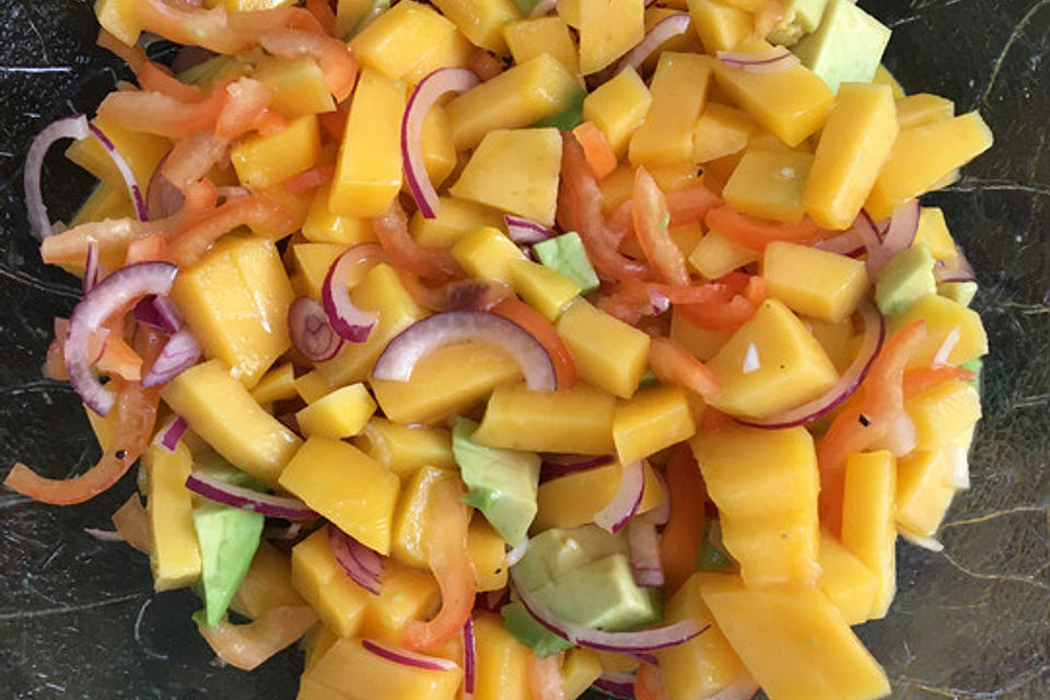 Frischer Mangosalat