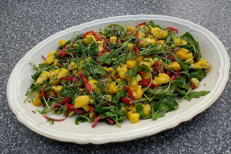 Frischer Mangosalat