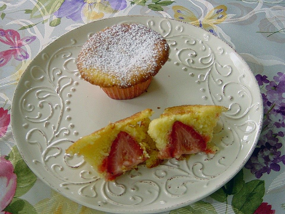 Erdbeer - Vanille - Muffins von kleinemaus021| Chefkoch