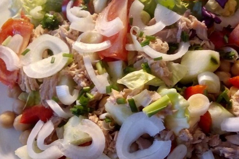 Bunt gemischter Salat