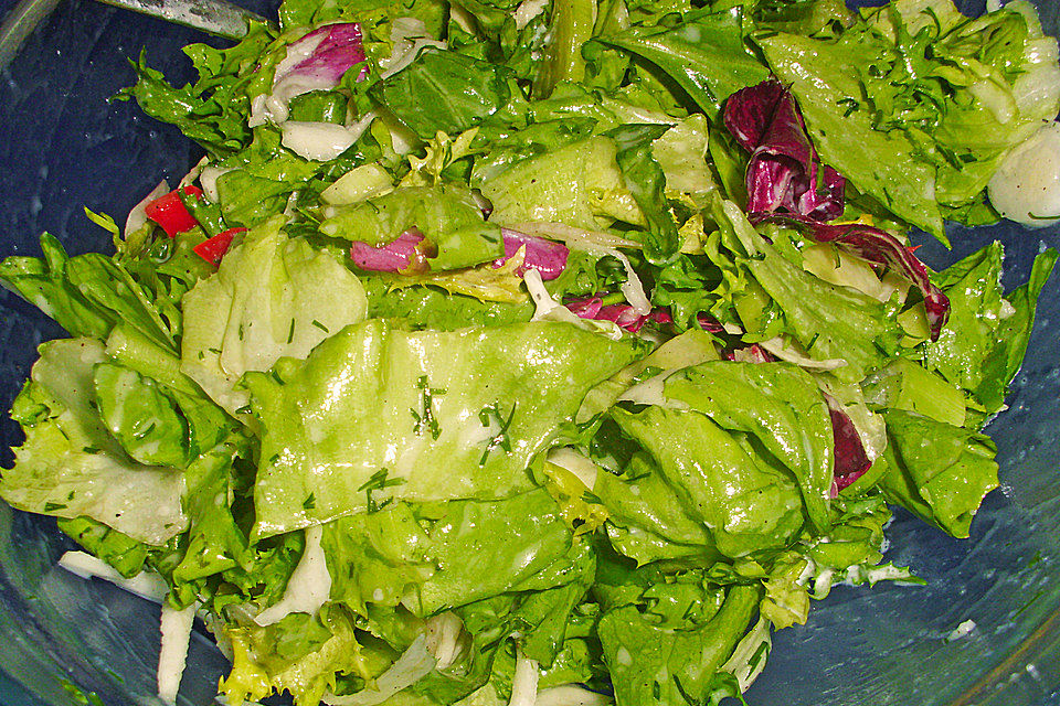 Bunt gemischter Salat