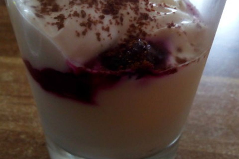 Quark mit frischen Beeren