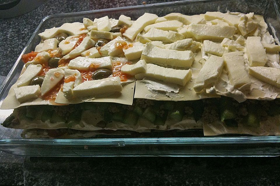 Lasagne von grünem Spargel