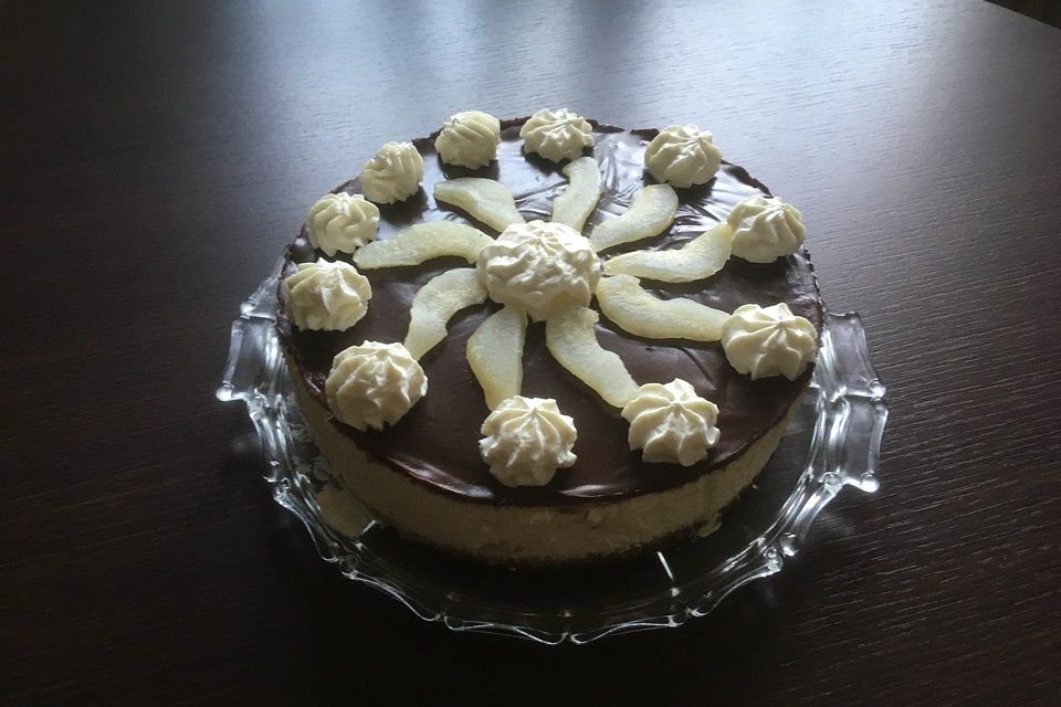 Birne Helene - Torte mit Schokoguss