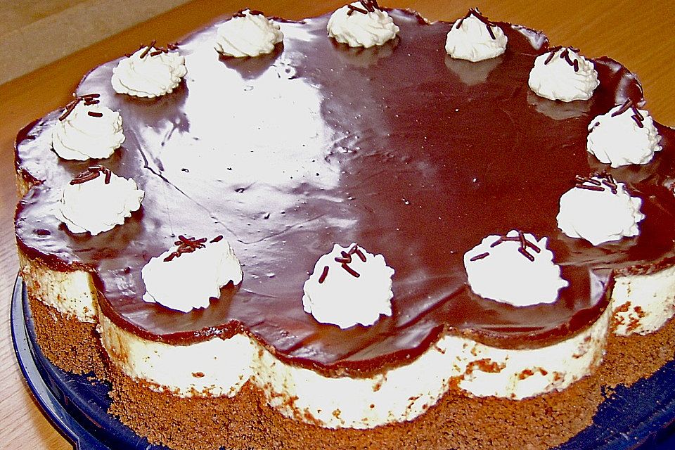 Birne Helene - Torte mit Schokoguss