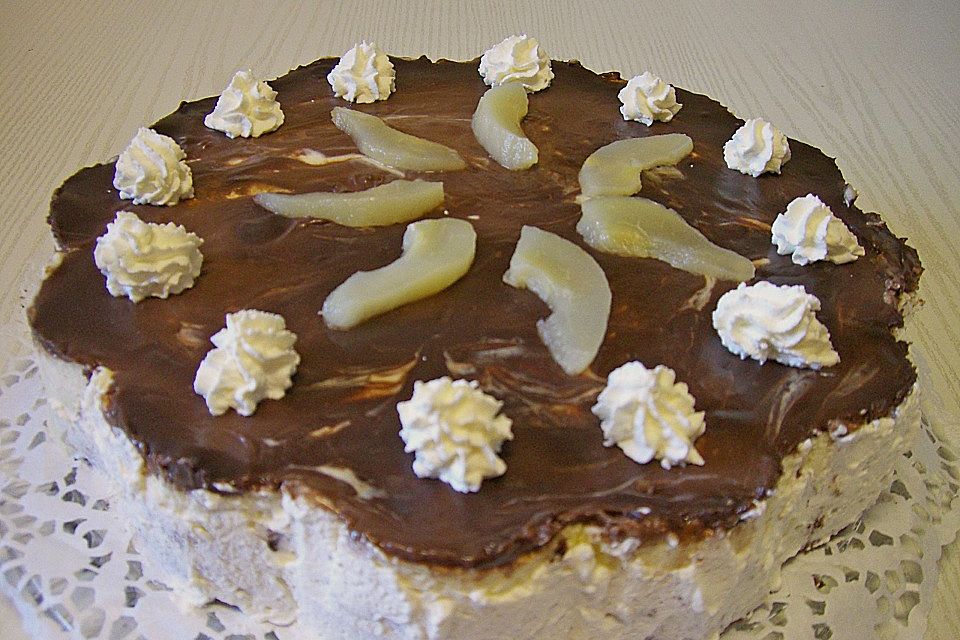 Birne Helene - Torte mit Schokoguss