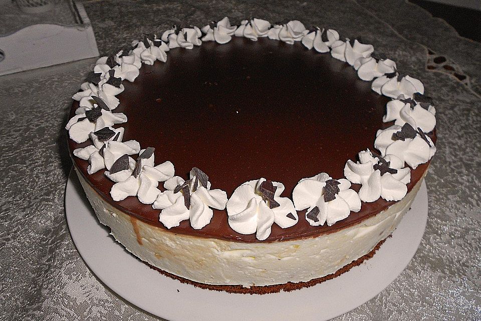 Birne Helene - Torte mit Schokoguss