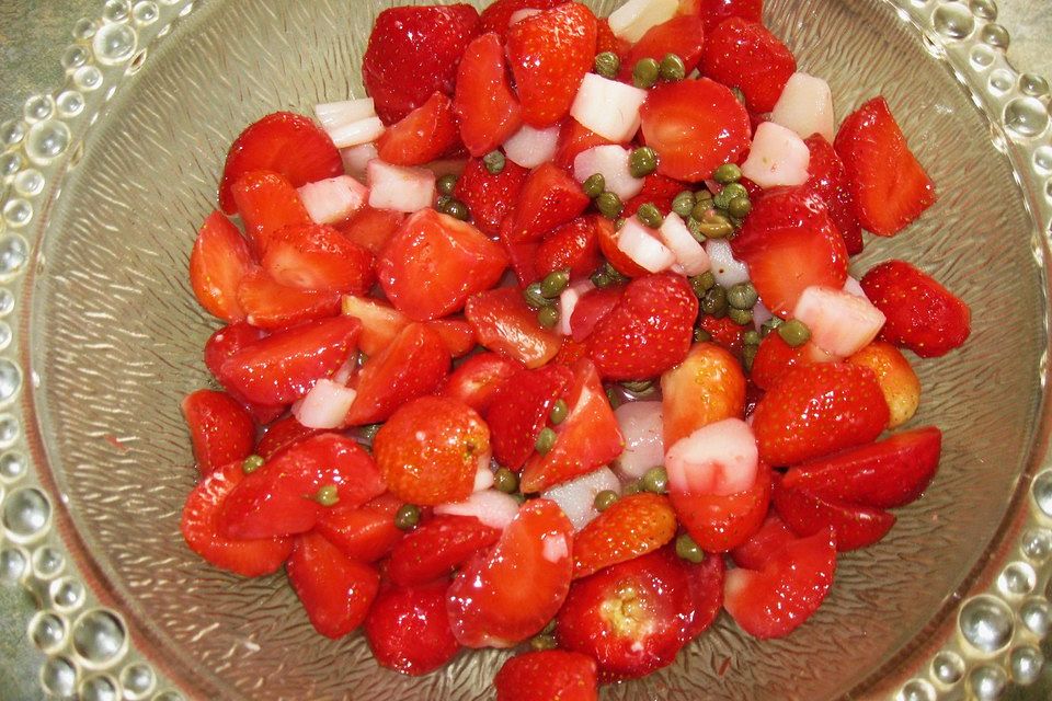 Erdbeeren mit Grüner - Pfeffer - Marinade