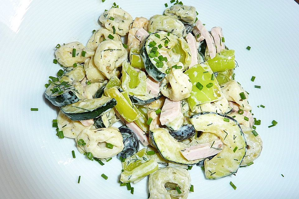 Tortellini - Salat