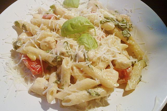 Nudeln mit Spinat, Tomaten und Hähnchen von Mammapia| Chefkoch