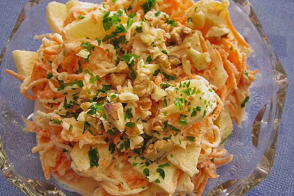 Karotten - Sellerie - Apfel - Salat