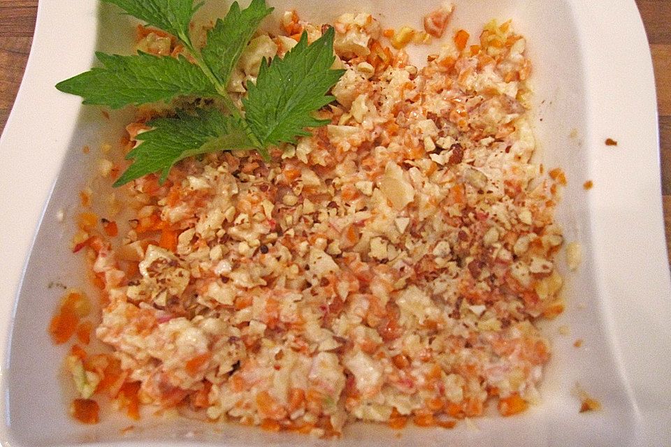 Karotten - Sellerie - Apfel - Salat