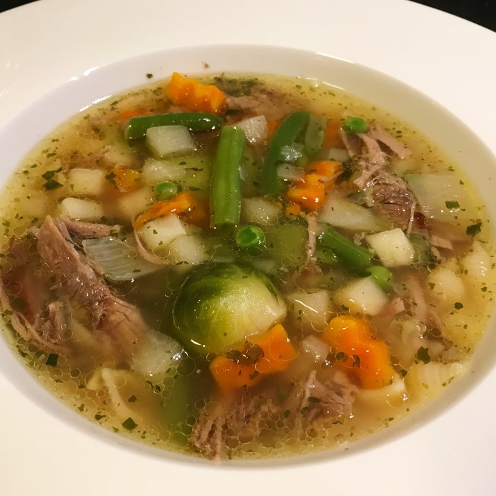 Rindersuppe Mit Gemüse Rindersuppe Mit Gemüse