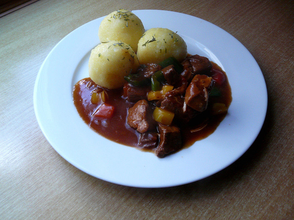 Warum Brennt Gulasch Im Schnellkochtopf An Gulasch im Schnellkochtopf von sschlumpfine | Chefkoch