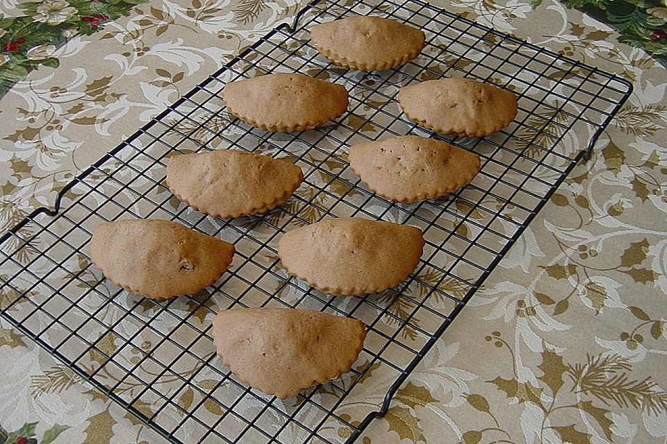 Pfefferkuchen mit Dattelfüllung