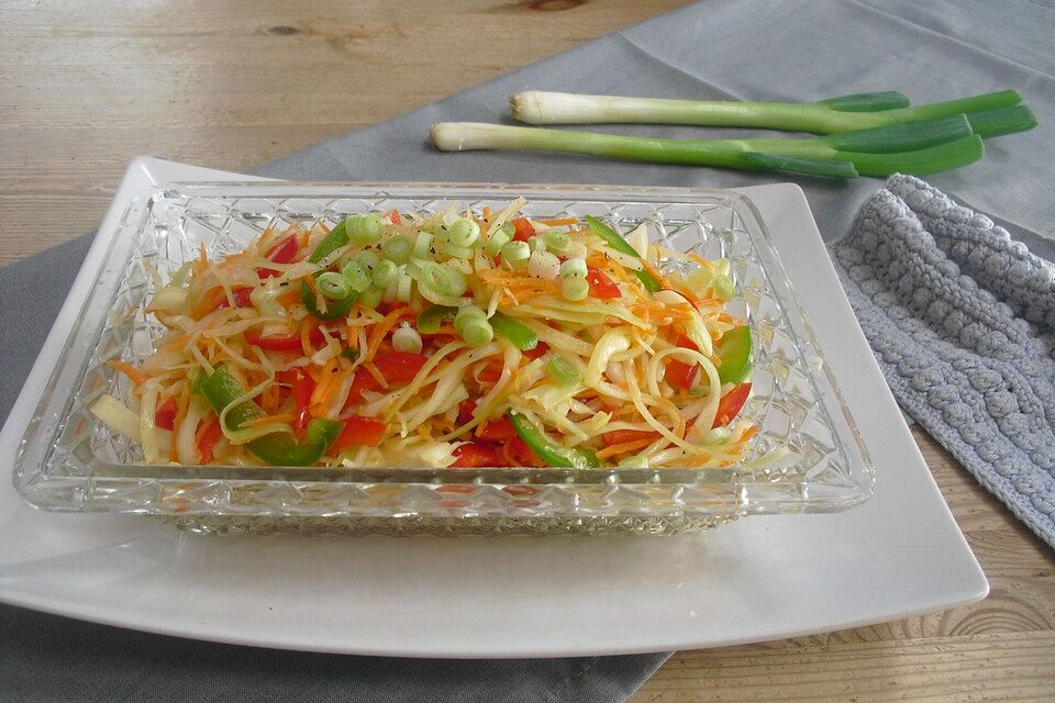 Kanadischer Weißkrautsalat