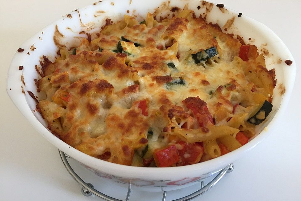 Vegetarischer Nudelauflauf mit Kürbis Vegetarischer Nudelauflauf mit Kürbis
