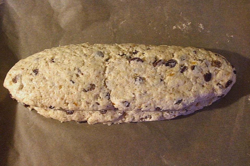 Amaretto - Quark Stollen Amaretto - Quark Stollen