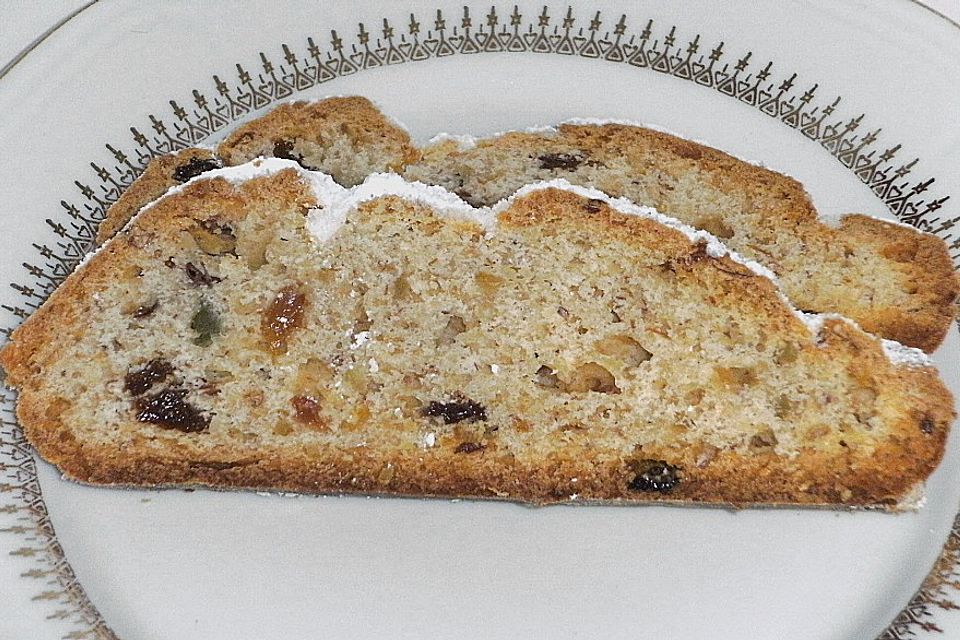 Amaretto - Quark Stollen Amaretto - Quark Stollen