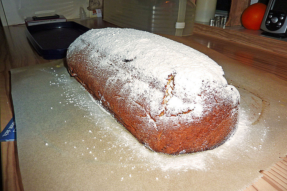Amaretto - Quark Stollen Amaretto - Quark Stollen