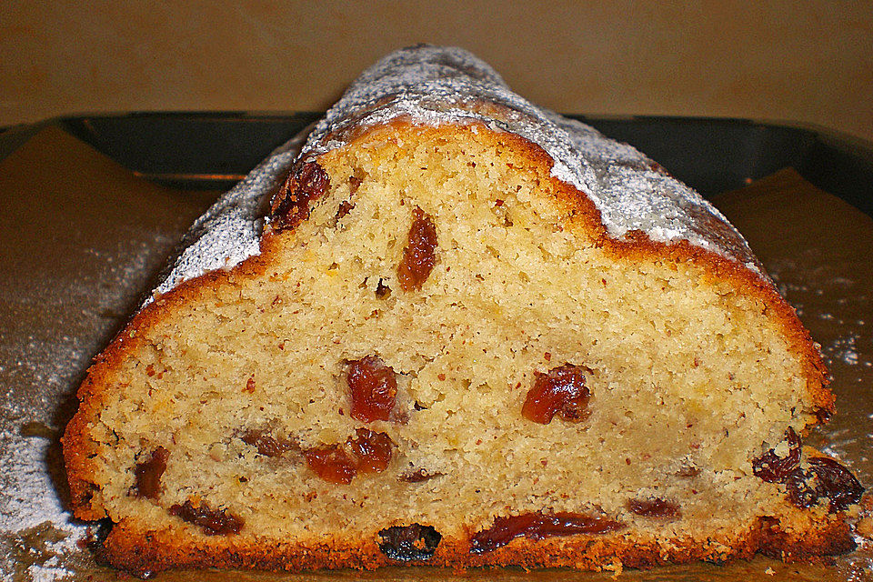 Amaretto - Quark Stollen Amaretto - Quark Stollen