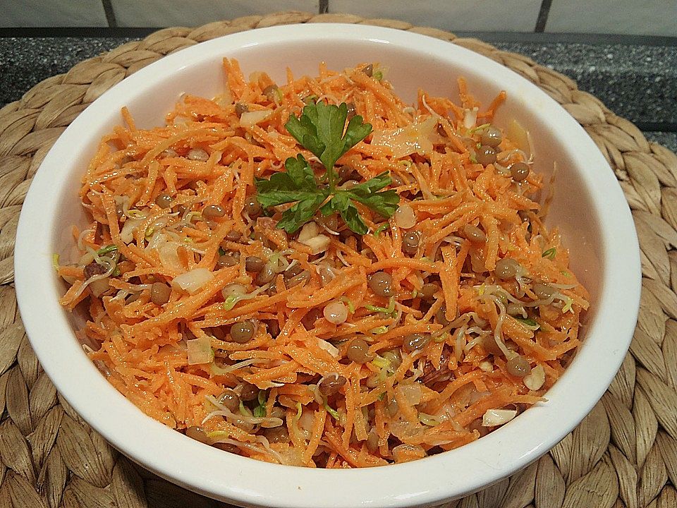 Salat mit Möhren und Linsensprossen| Chefkoch