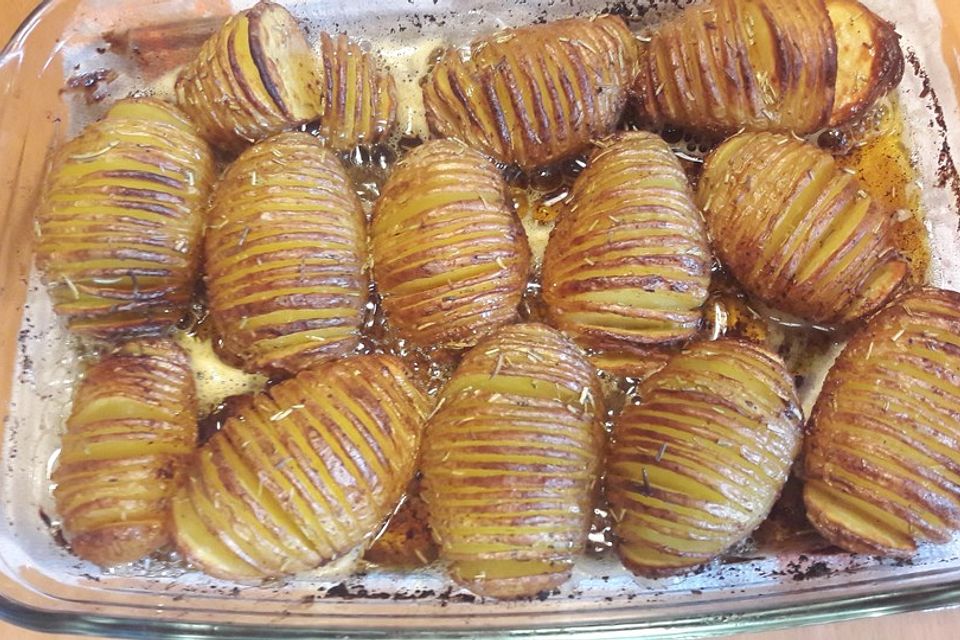 Schwedische Fächerkartoffeln