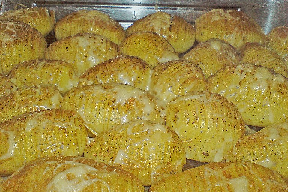 Schwedische Fächerkartoffeln