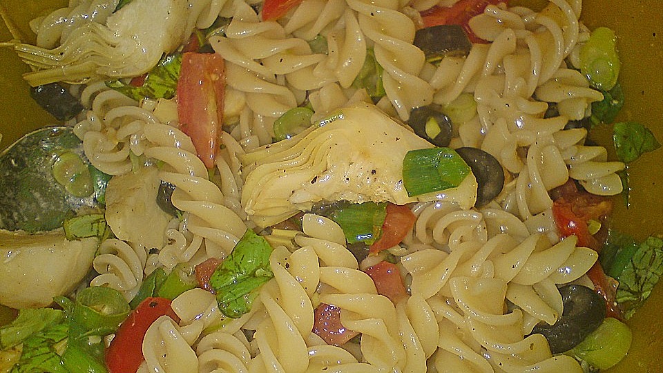 Nudelsalat mit Artischocken von Nickelodeon| Chefkoch