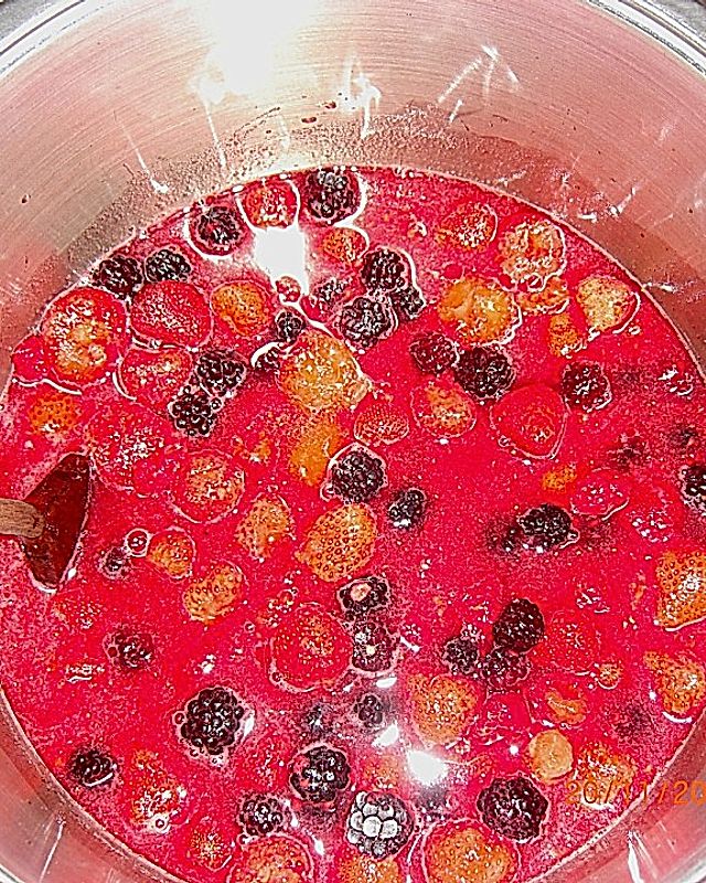 Erdbeer - Brombeerlikör