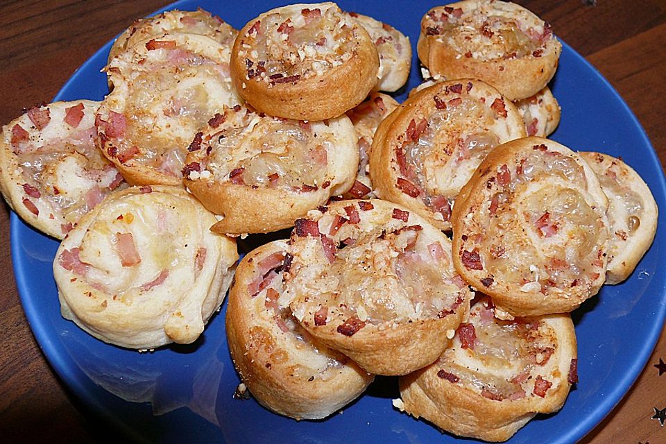 Käse-Speck-Schnecken