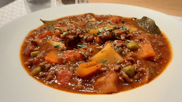 Bunter Hackfleisch-Gemüse-Eintopf von gabipan