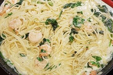 Spaghetti Mit Shrimps Spinat Sahnesauce Von Mriesner Chefkoch